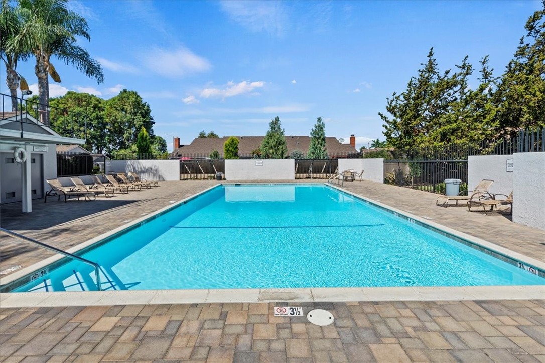 PALM GARDENS - Residential