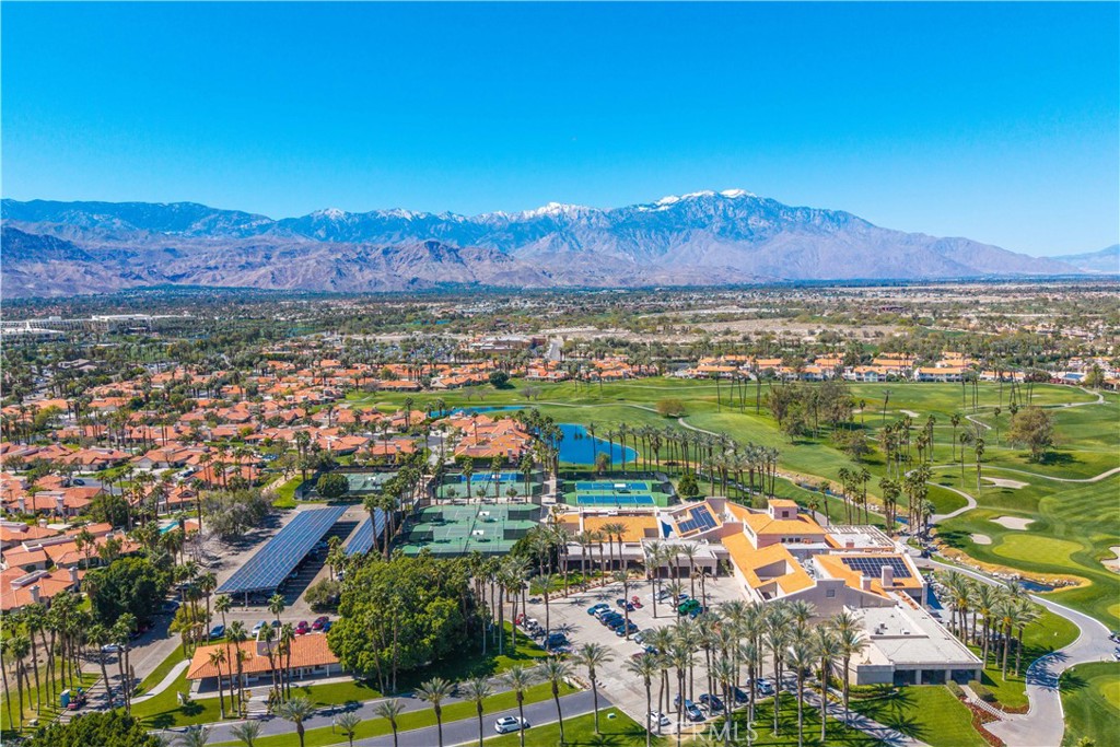 Desert Falls C.C. (32405) - Residential