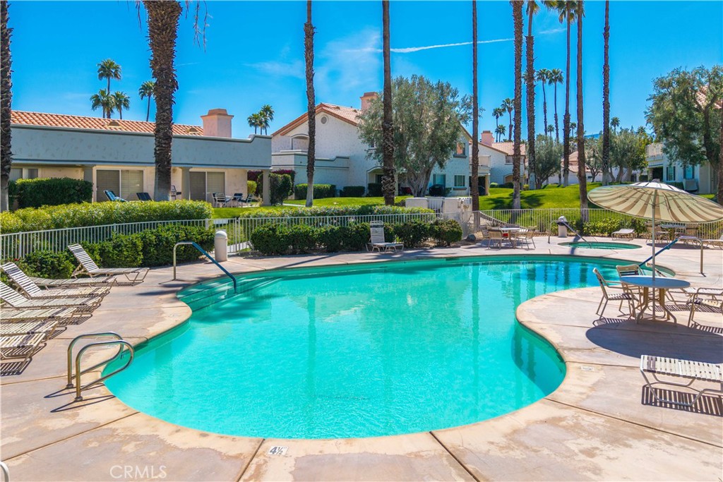 Desert Falls C.C. (32405) - Residential