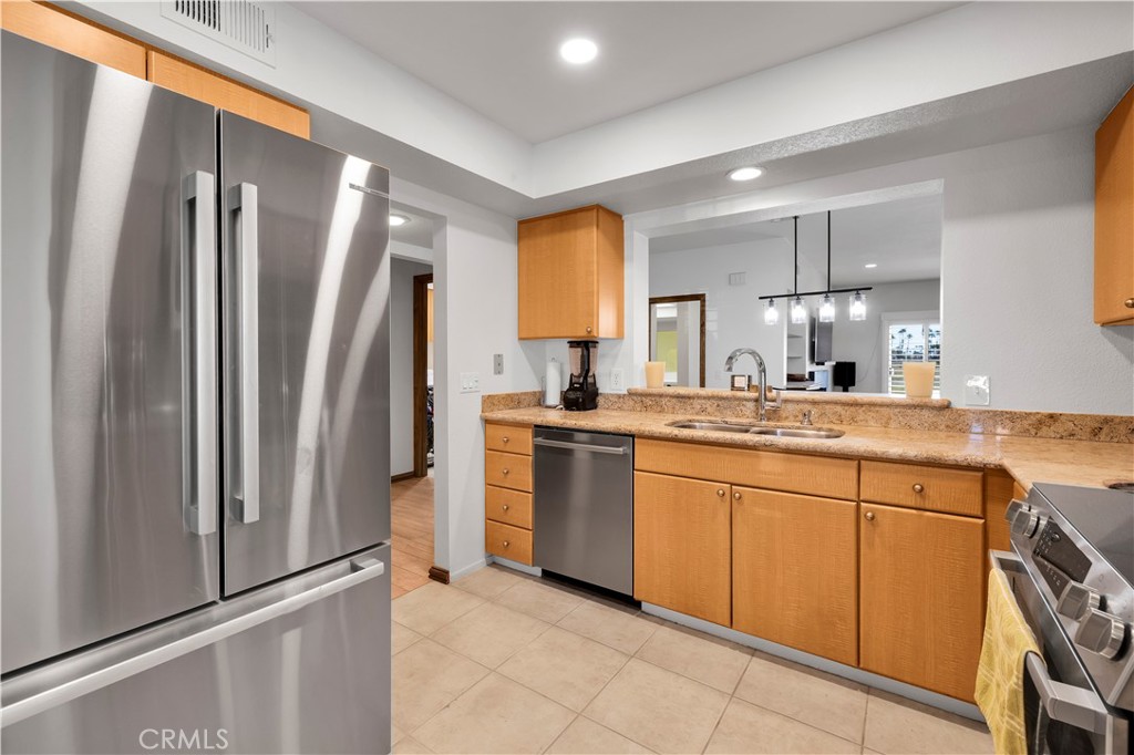 Desert Falls C.C. (32405) - Residential