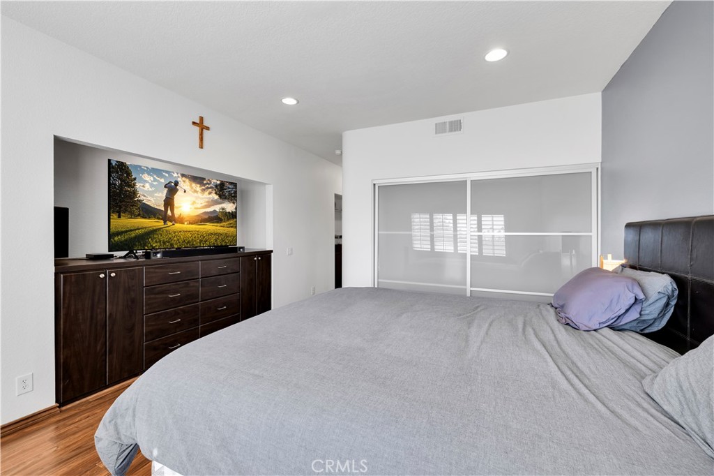 Desert Falls C.C. (32405) - Residential