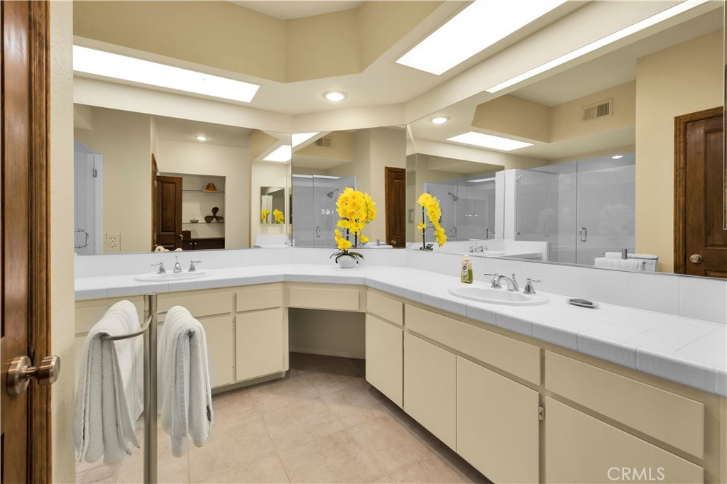 Desert Falls C.C. (32405) - Residential