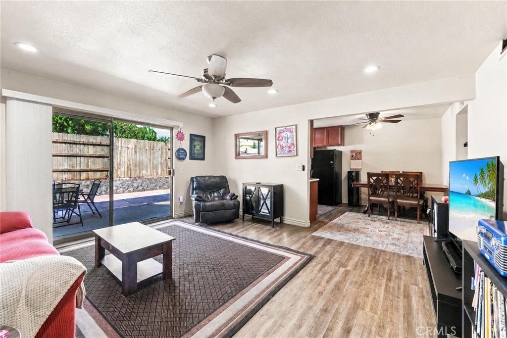 1164 N Lyman