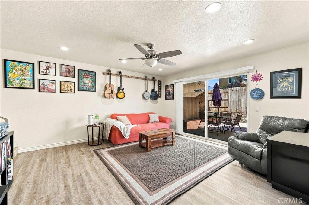 1164 N Lyman