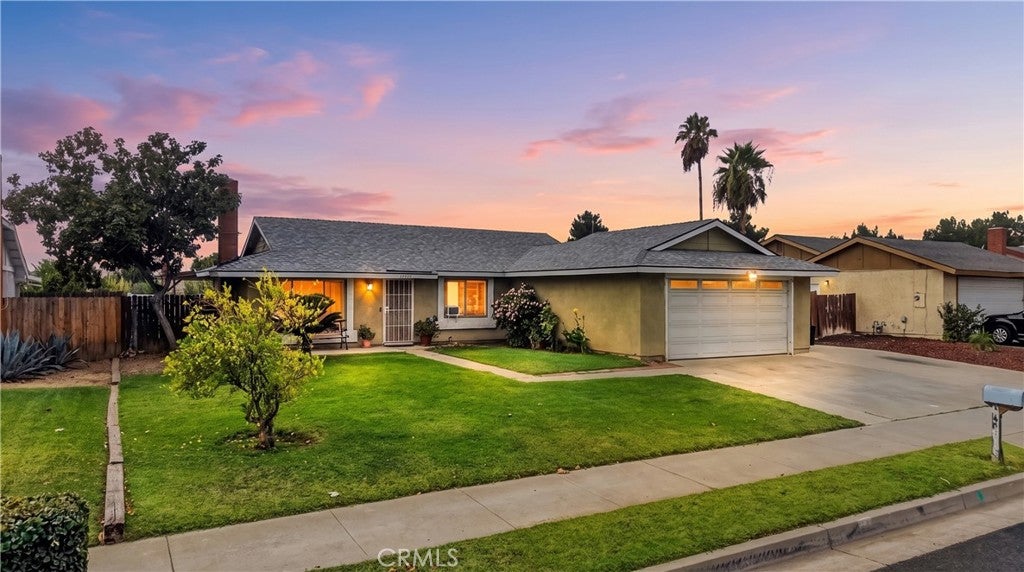 Photo of 25159 Bay AVE, Moreno Valley, CA 92553 (MLS # IV26223344)