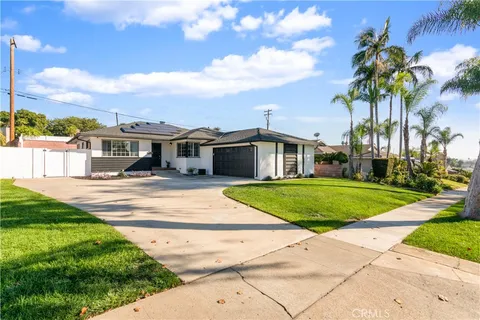 560 N Dexter St, La Habra, CA 90631 - MLS#: IG25258087