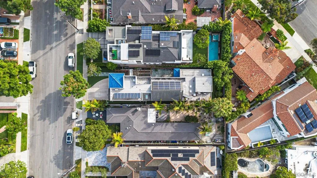 Coronado, California 92118, United States, 4 Bedrooms Bedrooms, ,4 BathroomsBathrooms,Residential,Active,252822