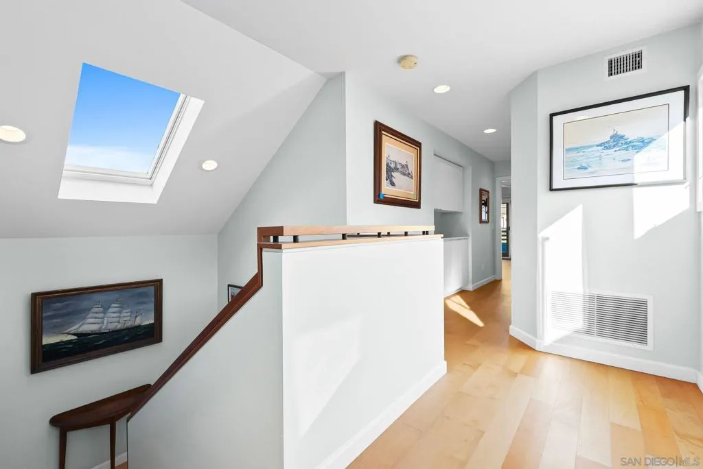 Coronado, California 92118, United States, 4 Bedrooms Bedrooms, ,4 BathroomsBathrooms,Residential,Active,252822