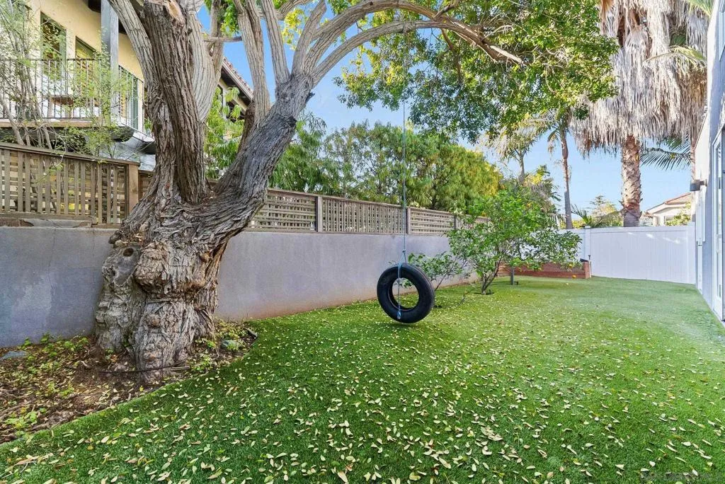 Coronado, California 92118, United States, 4 Bedrooms Bedrooms, ,4 BathroomsBathrooms,Residential,Active,252822