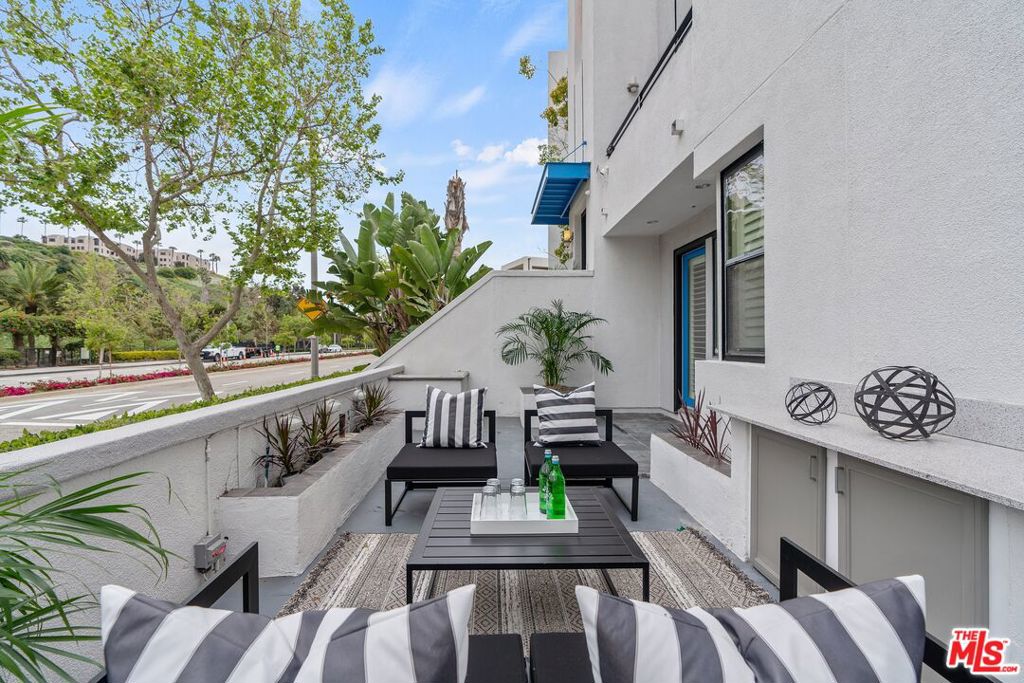 Properties 1 12923 Bluff Creek Drive