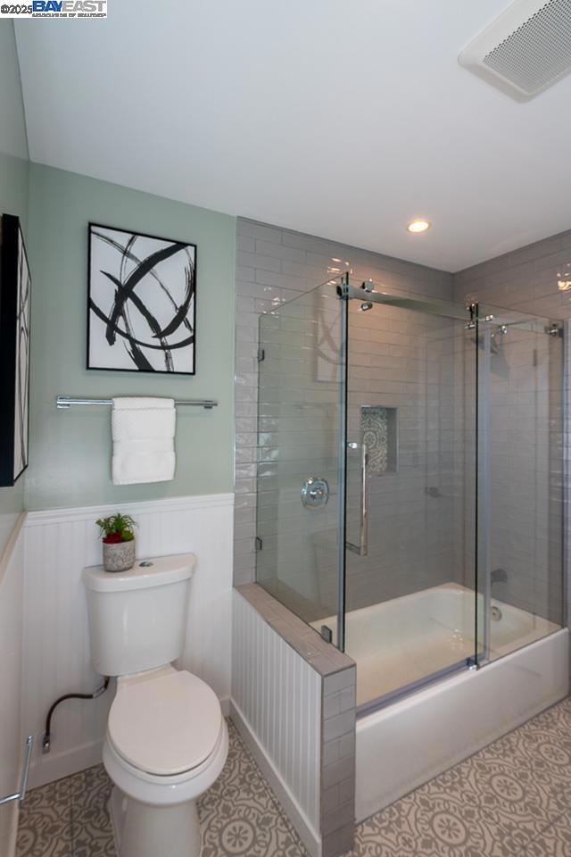 LINCOLN HIGHLAND - Residential
