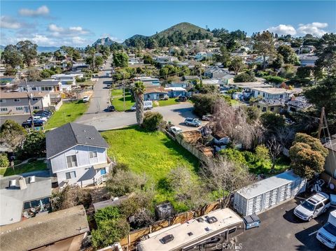 Tiny photo for 731 Butte, Morro Bay, CA 93442 (MLS # SC26036902)