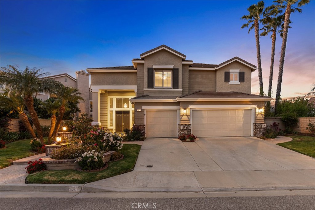 335 Kitetail Street