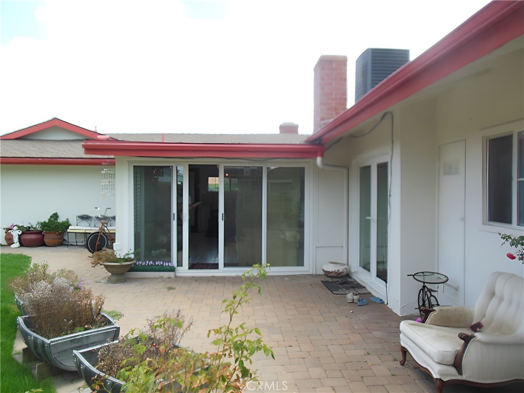 Unknown - Residential Lease