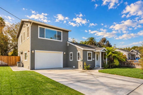 Photo of 3242 Fair Oaks Avenue, Redwood City, CA 94063 (MLS # ML82066053)