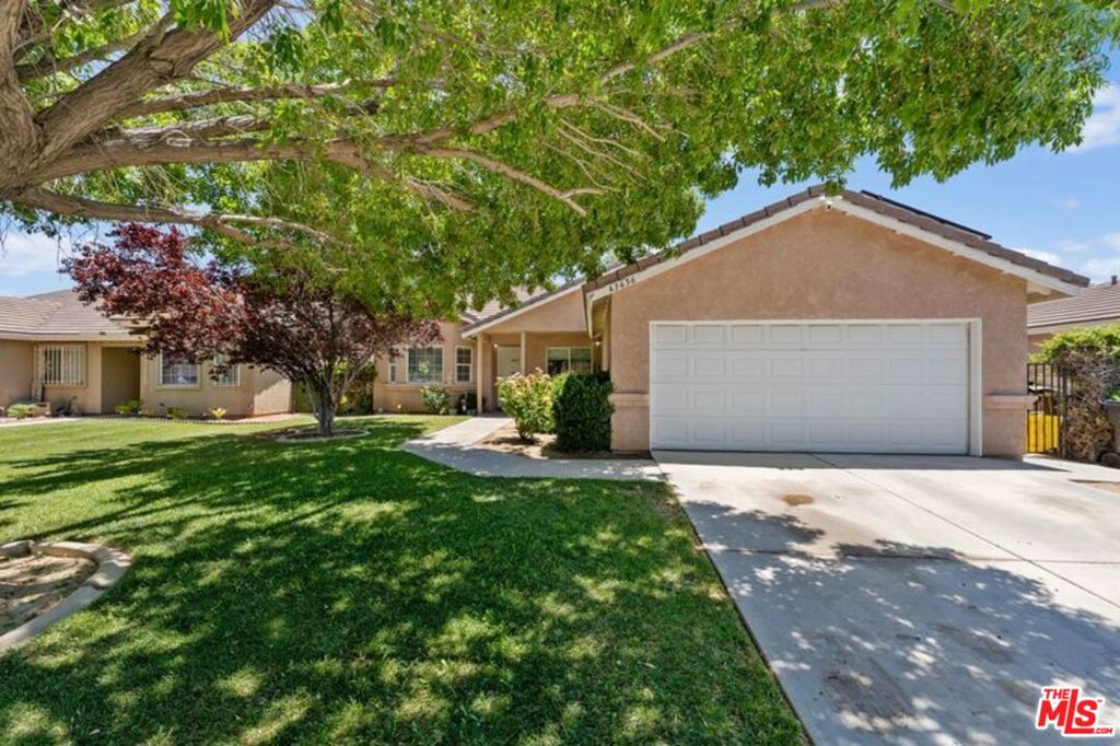 This beautiful 4-bedroom, 2-bathroom home offers a spacious and functional layout, ideal for large families or those seeking comfort and extra space. Upon entering, you're greeted by a bright, open-concept living room, perfect for gatherings and family time. The fully equipped kitchen features ample cabinet, and direct access to the dining room, making everyday living easy. Each bedroom is well-sized, with built-in closets and excellent natural lighting. The master bedroom includes a private bathroom and enough space for a king-size bed, a vanity, and a reading area. The two bathrooms are remodeled with modern and functional finishes; one is located in the master bedroom and the other is shared. Property features an enclosed room that is currently being used as a barber space, If you need your own space to work from home this can be the IDEAL home for you. The home also offers a spacious backyard, ideal for outdoor gatherings, a garden, or a play area.