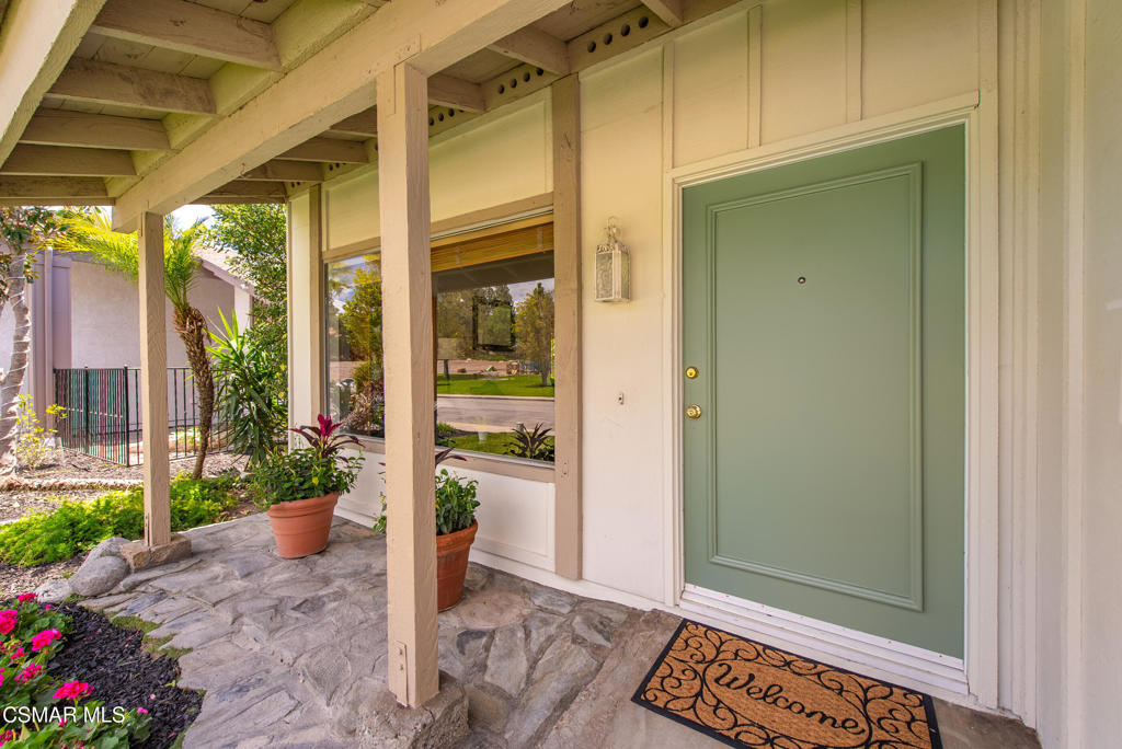 1906 Parkwood Court