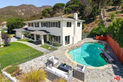 Photo of 18053 Blue Sail Drive, Pacific Palisades, CA 90272 (MLS # 26775655)