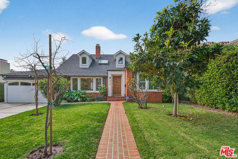 Photo of 434 21st Place, Santa Monica, CA 90402 (MLS # 26656629)