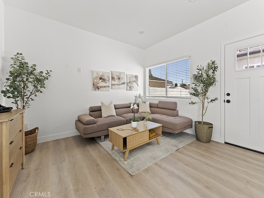11402 Morgan Lane