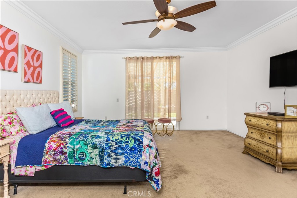 Four Seasons - Residential