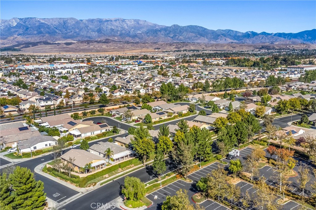 Four Seasons - Residential