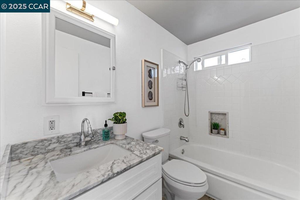 LEROY HEIGHTS - Residential