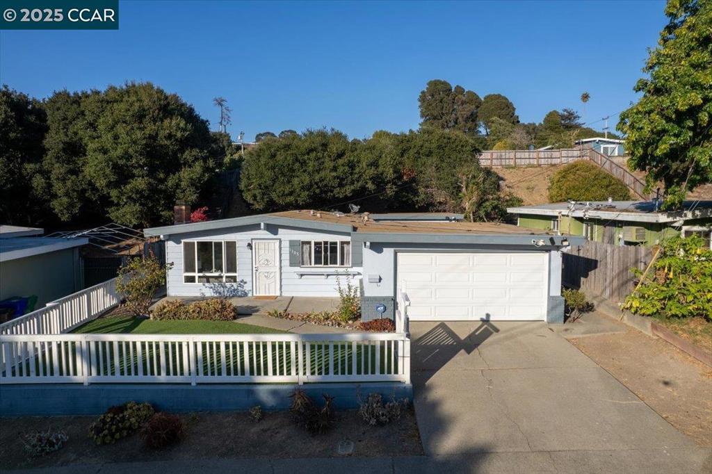 LEROY HEIGHTS - Residential