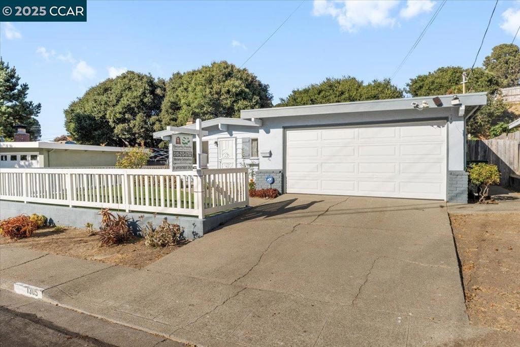 LEROY HEIGHTS - Residential