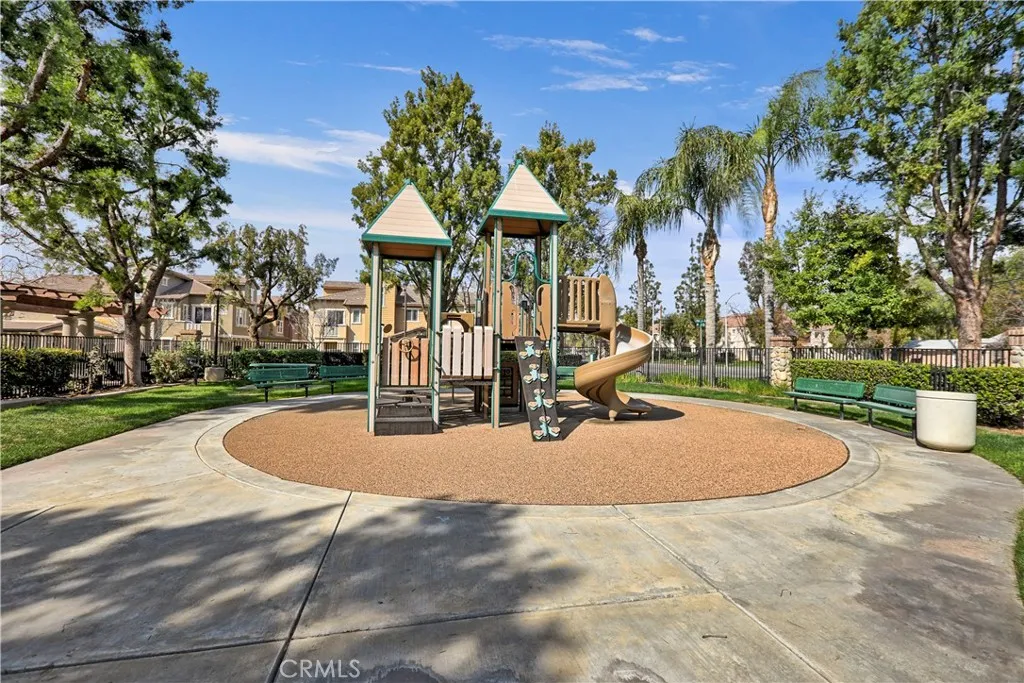 Riverside, California 92505, United States, 3 Bedrooms Bedrooms, ,3 BathroomsBathrooms,Residential,Active,2036