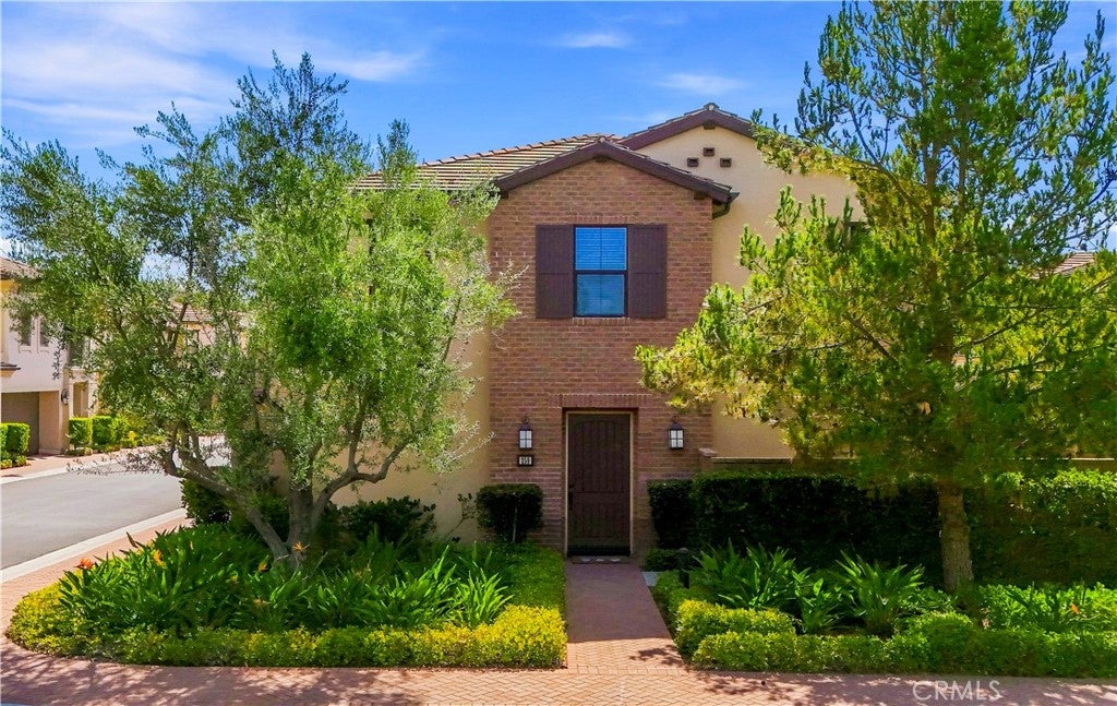 259 Rodeo, Irvine CA 92602