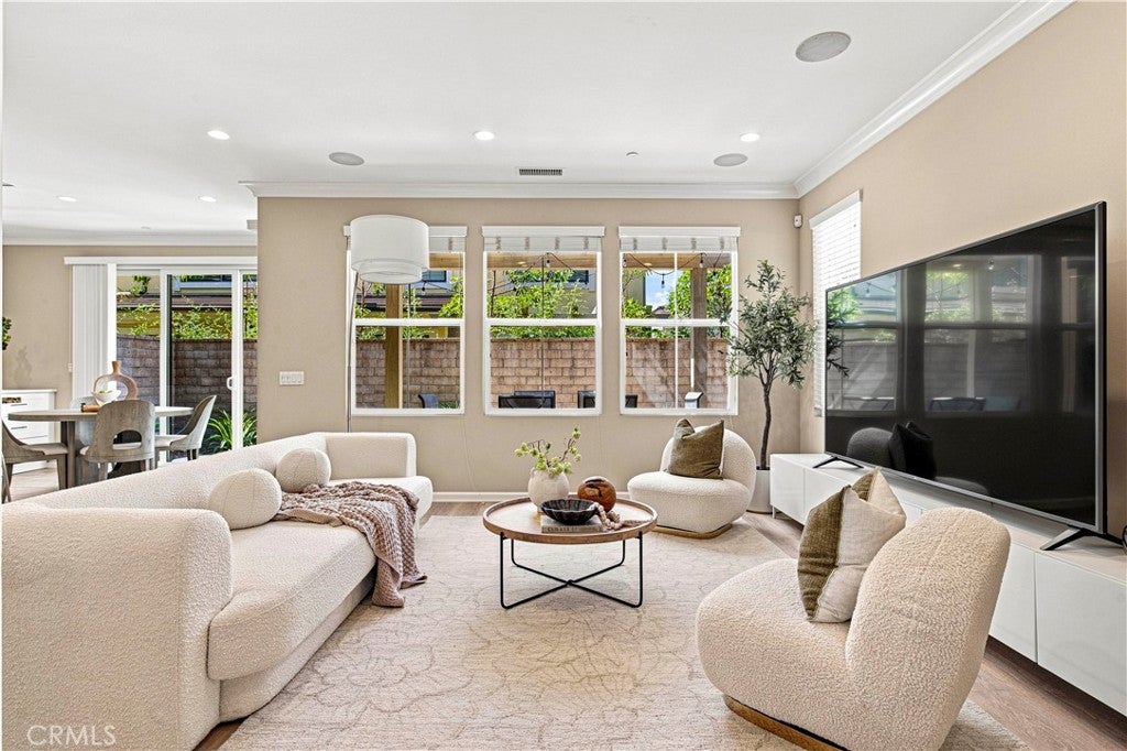 259 Rodeo, Irvine CA 92602 - Photo 6