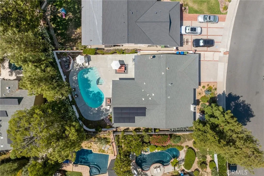 Calabasas, California 91302, United States, 4 Bedrooms Bedrooms, ,2 BathroomsBathrooms,Residential,Active,168300