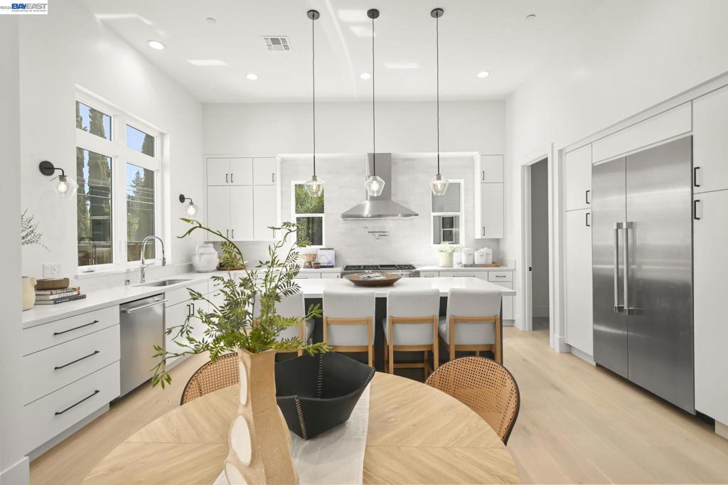 102 Providence Place