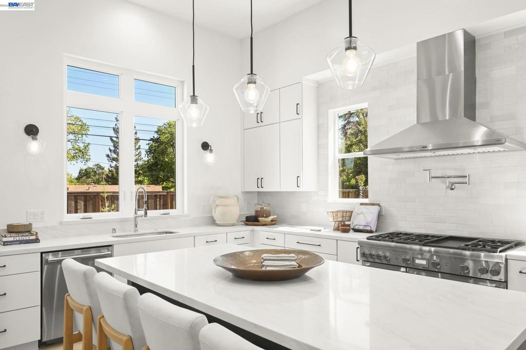 102 Providence Place