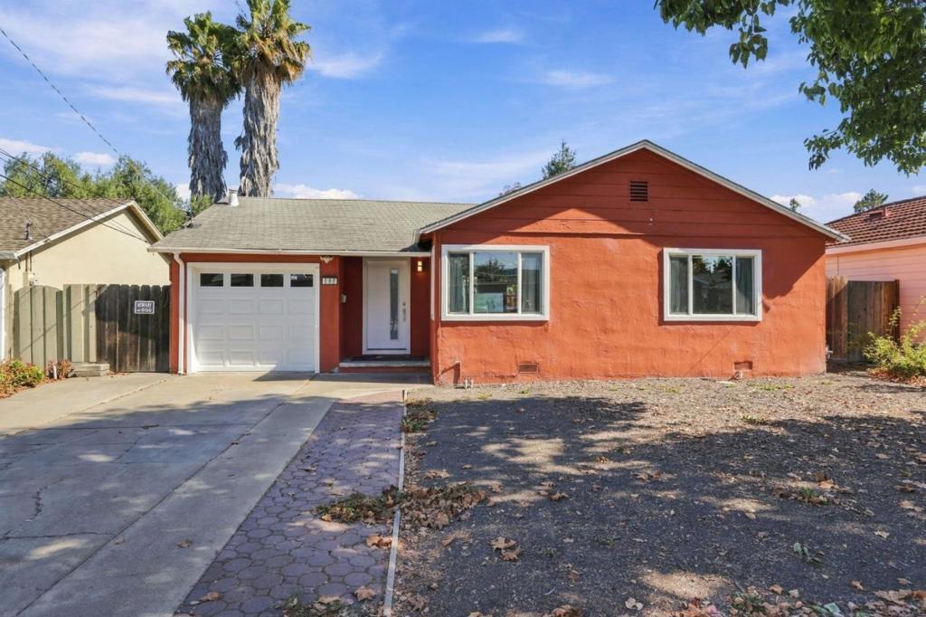 588 Borregas Avenue
