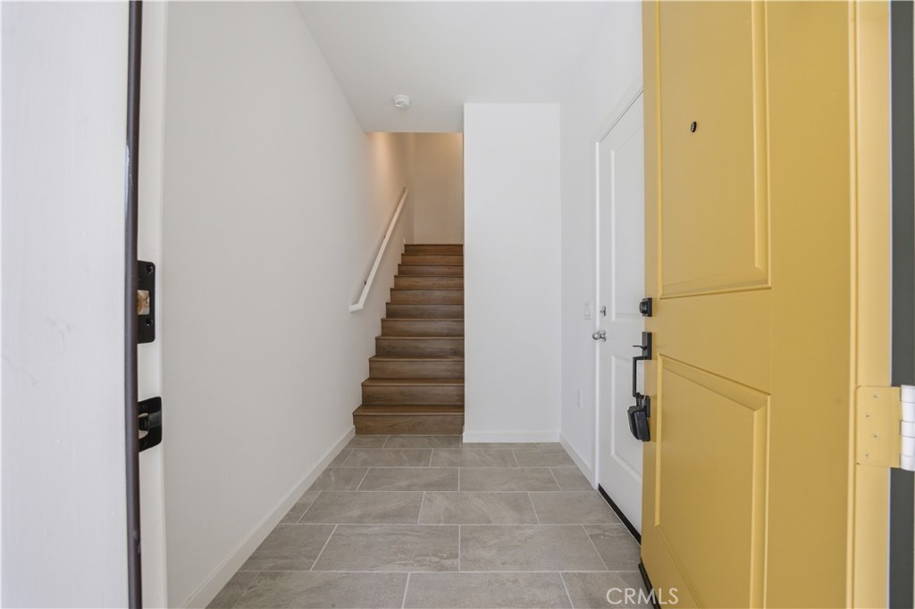 9427 N Sepulveda Blvd. 5