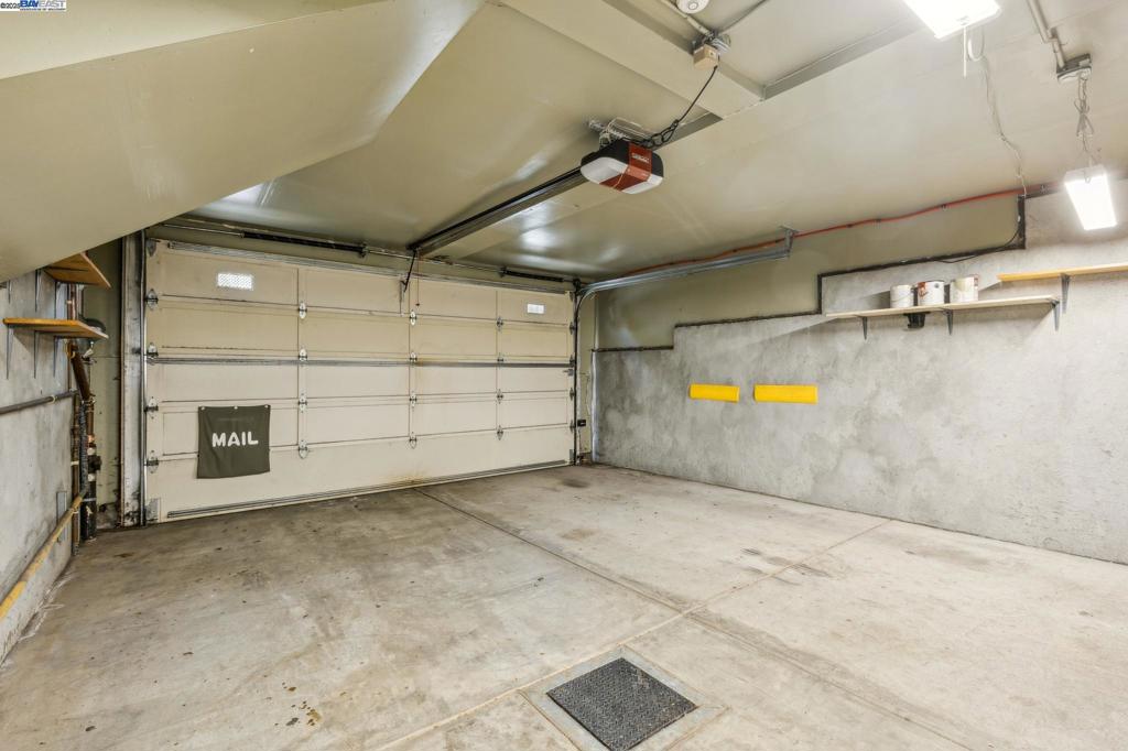 LOWER PAC HTS - Residential