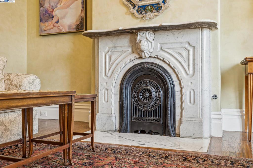 LOWER PAC HTS - Residential