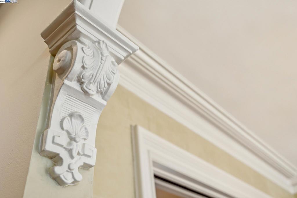 LOWER PAC HTS - Residential