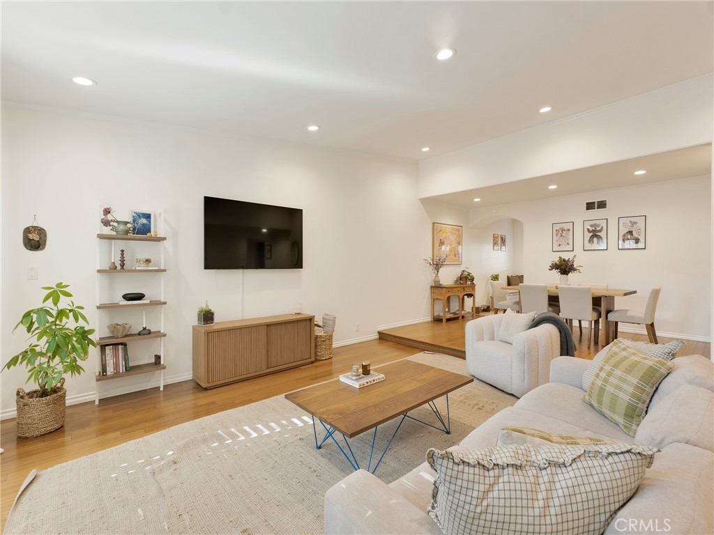 12803 Bloomfield 2