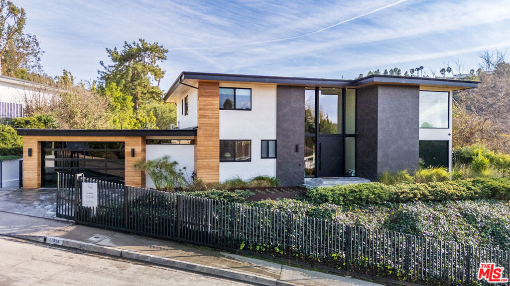 11428 Dona Lola Drive