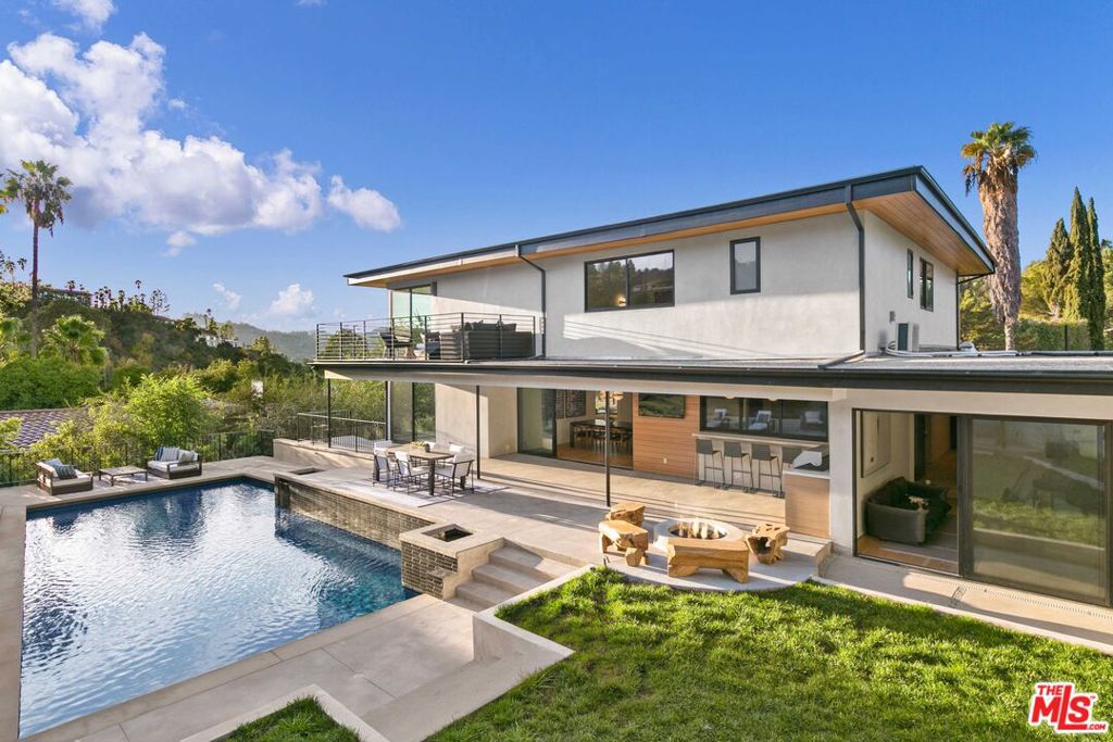 11428 Dona Lola Drive