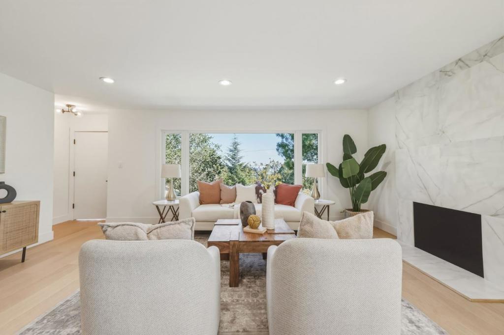 2218 Ewell Road