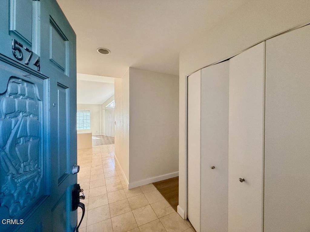 574 Island View Circle