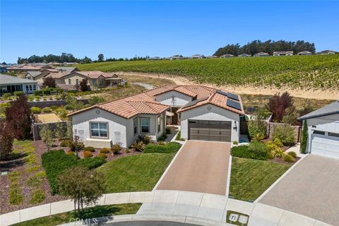 1330 riley lane nipomo ca 93444