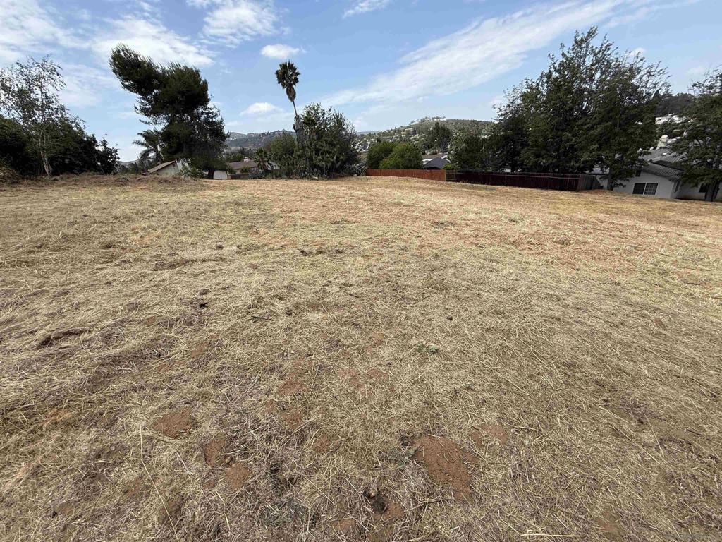 1565 Montiel Rd