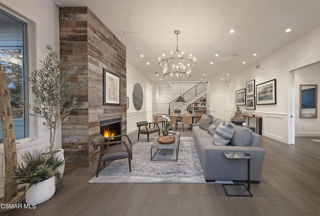 2443 Stafford Road