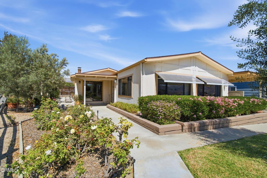 975 W Telegraph Road 26