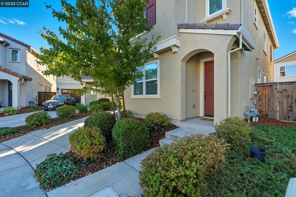Photo of 3812 Aircraft Way Way, Sacramento, CA 95834 (MLS # 41114563)